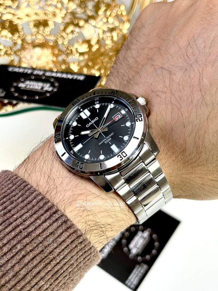 Casio Homme MTP-VD01D-1E  Acier Cadran Noir Étanche Durable MTP-VD01D-1E https://aiguilledeluxe.com original Algerie DZ