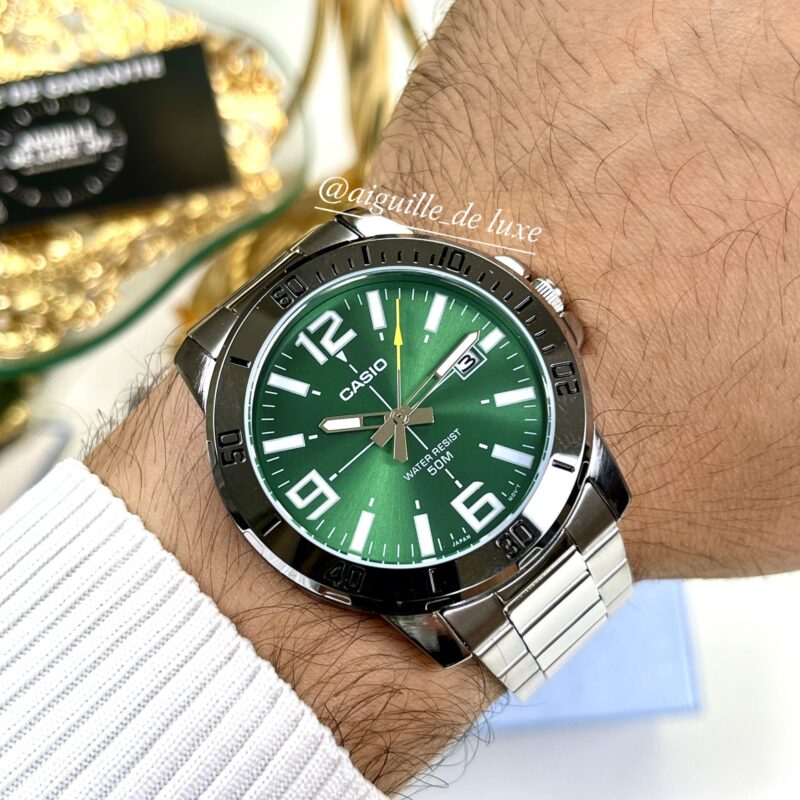 Casio Homme  MTP-VD01D-3BV Élégante Acier Vert Résistante Étanche MTP-VD01D-3BV https://aiguilledeluxe.com original Algerie DZ