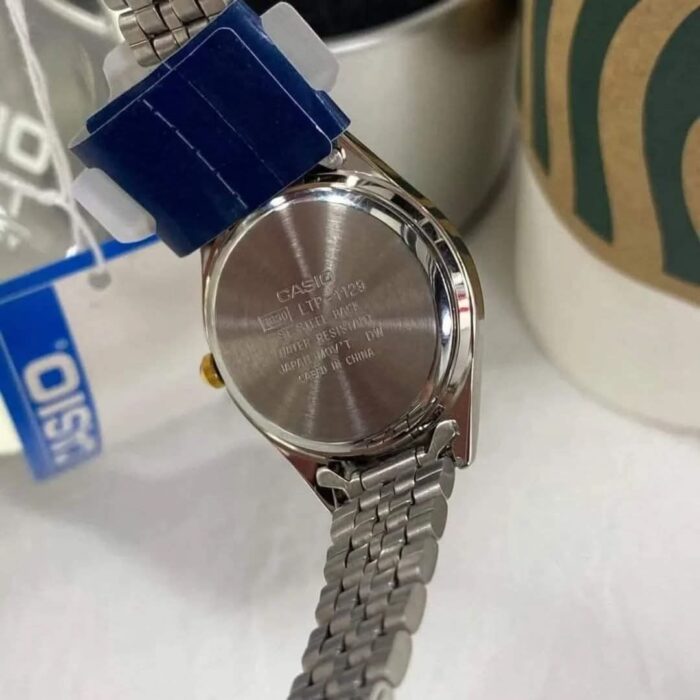 Casio Femme Montre Analogique LTP-1129G-7A Élégance Bicolore et Design Raffiné LTP-1129G-7A https://aiguilledeluxe.com original Algerie DZ