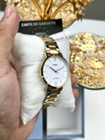 Casio Femme Montre Analogique LTP-VT01G-7B Élégance Dorée Design Raffiné LTP-VT01G-7B https://aiguilledeluxe.com original Algerie DZ