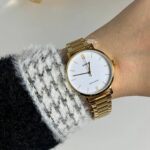 Casio Femme Montre Analogique LTP-VT01G-7B Élégance Dorée Design Raffiné LTP-VT01G-7B https://aiguilledeluxe.com original Algerie DZ