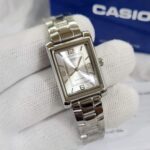 Casio Femme LTP-1234DD-7A Acier Classique Cadran Rectangulaire Blanc LTP-1234DD-7A https://aiguilledeluxe.com original Algerie DZ