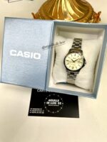 Casio Femme LTP-V004SG-9A Élégante Deux Tons Cadran Champagne Dateur LTP-V004SG-9A https://aiguilledeluxe.com original Algerie DZ