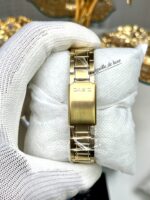 Casio Femme LTP-V300G-1A Élégante Acier Inoxydable Doré Cadran Noir Multifonction LTP-V300G-1A https://aiguilledeluxe.com original Algerie DZ