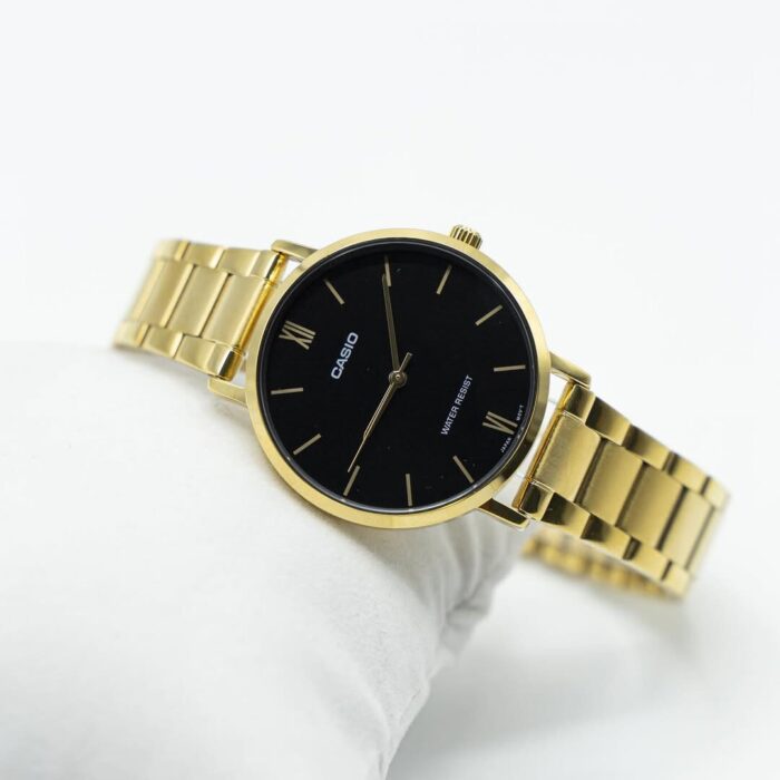 Casio Femme LTP-VT01G-1B Classe Cadran Noir Bracelet Inoxydable doré LTP-VT01G-1B https://aiguilledeluxe.com original Algerie DZ