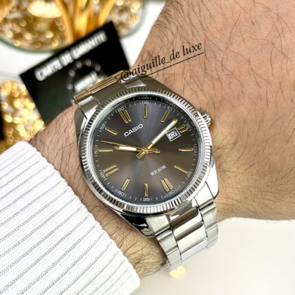 Casio Homme MTP-1302D-1A2 Classique Cadran Noir Indicateurs Dorés Acier Inoxydable MTP-1302D-1A2 https://aiguilledeluxe.com original Algerie DZ