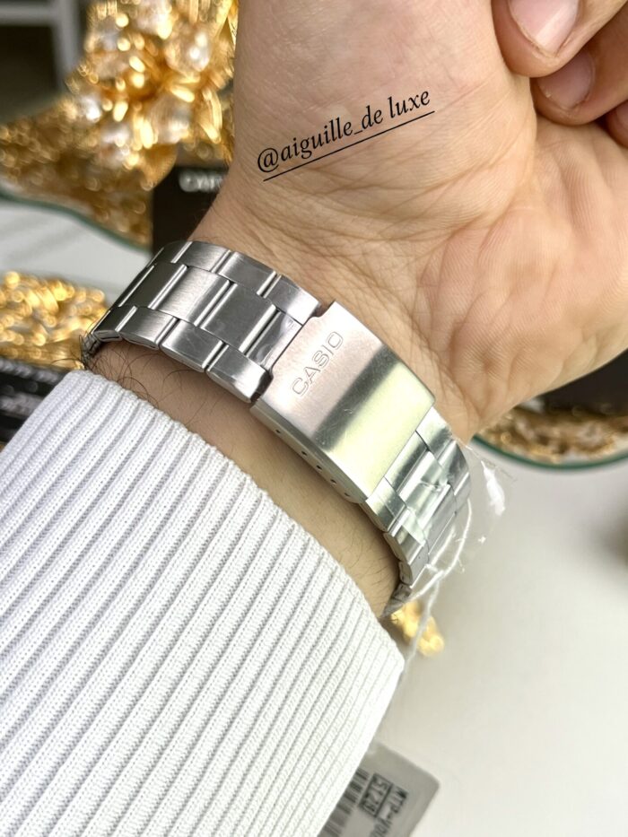 Casio Homme MTP-VD02D-1E Élégante Acier Inoxydable Cadran Noir MTP-VD02D-1E https://aiguilledeluxe.com original Algerie DZ