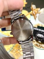 Casio Homme MTP-VD02D-1E Élégante Acier Inoxydable Cadran Noir MTP-VD02D-1E https://aiguilledeluxe.com original Algerie DZ