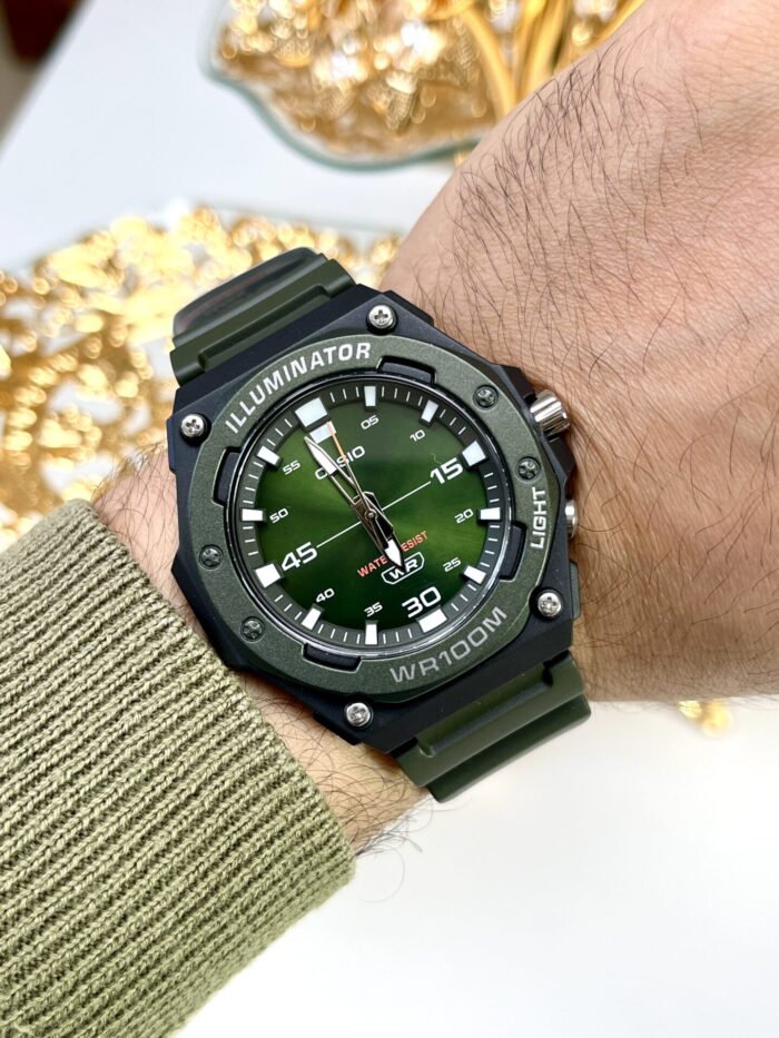 Casio Homme MW-620H-3A Robuste Résine Cadran Vert Étanche 100M MW-620H-3A https://aiguilledeluxe.com original Algerie DZ
