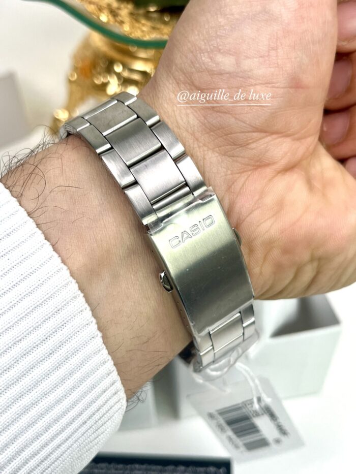 Casio Unisexe W735H‑1A Digitale Robuste Alarme Vibrante Éclairage LED W735H‑1A https://aiguilledeluxe.com original Algerie DZ