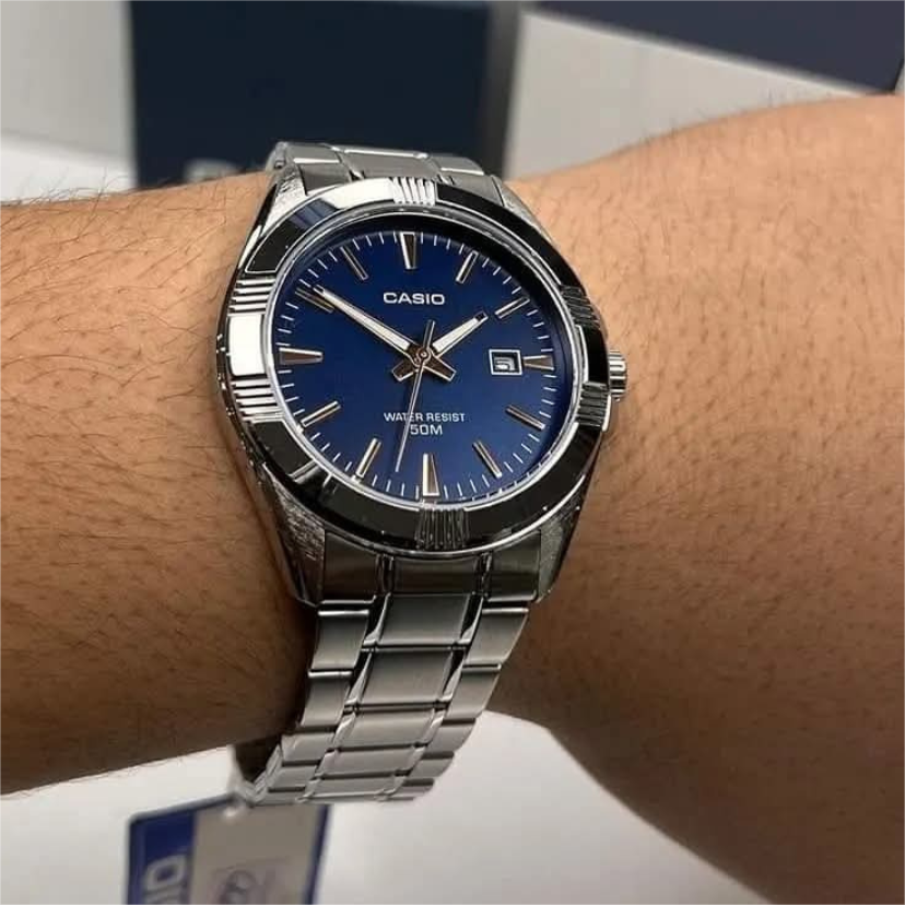 Montre Casio MTP-VD02D-2E Homme - Cadran Bleu Audacieux, Quartz