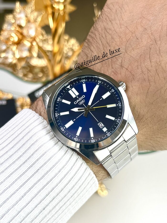 Casio Homme MTP-VD02D-2E Élégante Acier Inoxydable Cadran Bleu MTP-VD02D-2E https://aiguilledeluxe.com original Algerie DZ