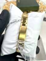 Casio Femme LTP-V009G-7E Élégante Acier Inoxydable Doré Cadran Blanc Analogique LTP-V009G-7E https://aiguilledeluxe.com original Algerie DZ
