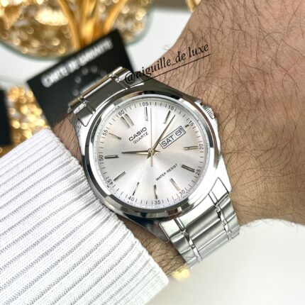 Casio Homme MTP-1239D-7A Classique en Acier Inoxydable Affichage Jour Date MTP-1239D-7A https://aiguilledeluxe.com original Algerie DZ