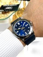 Casio Homme MTP-VD01-2E Sportive Boîtier Acier Inoxydable Cadran Bleu Foncé Bracelet Résine Noire MTP-VD01-2E https://aiguilledeluxe.com original Algerie DZ