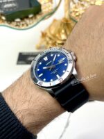 Casio Homme MTP-VD01-2E Sportive Boîtier Acier Inoxydable Cadran Bleu Foncé Bracelet Résine Noire MTP-VD01-2E https://aiguilledeluxe.com original Algerie DZ