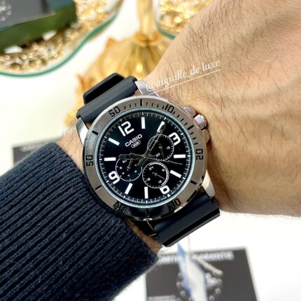 Casio Homme MTP-VD300-1B Multifonction Boîtier Acier Inoxydable Bracelet Résine Noire MTP-VD300-1B https://aiguilledeluxe.com original Algerie DZ