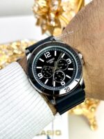Casio Homme MTP-VD300-1B Multifonction Boîtier Acier Inoxydable Bracelet Résine Noire MTP-VD300-1B https://aiguilledeluxe.com original Algerie DZ