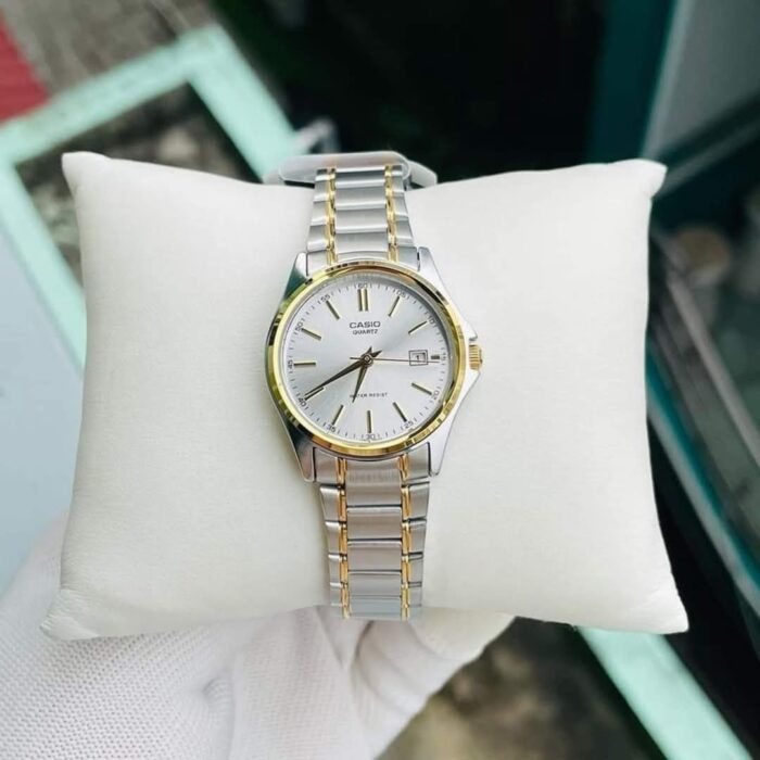 Casio Femme LTP-1183G-7A Montre Bicolore Bracelet Acier Affichage Date LTP-1183G-7A https://aiguilledeluxe.com original Algerie DZ
