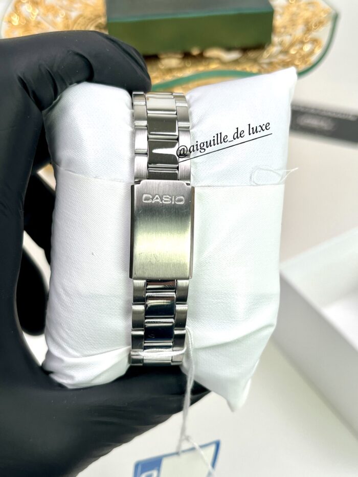Casio Femme LTP-1302D-1A Élégante Acier Inoxydable Cadran Noir LTP-1302D-1A https://aiguilledeluxe.com original Algerie DZ