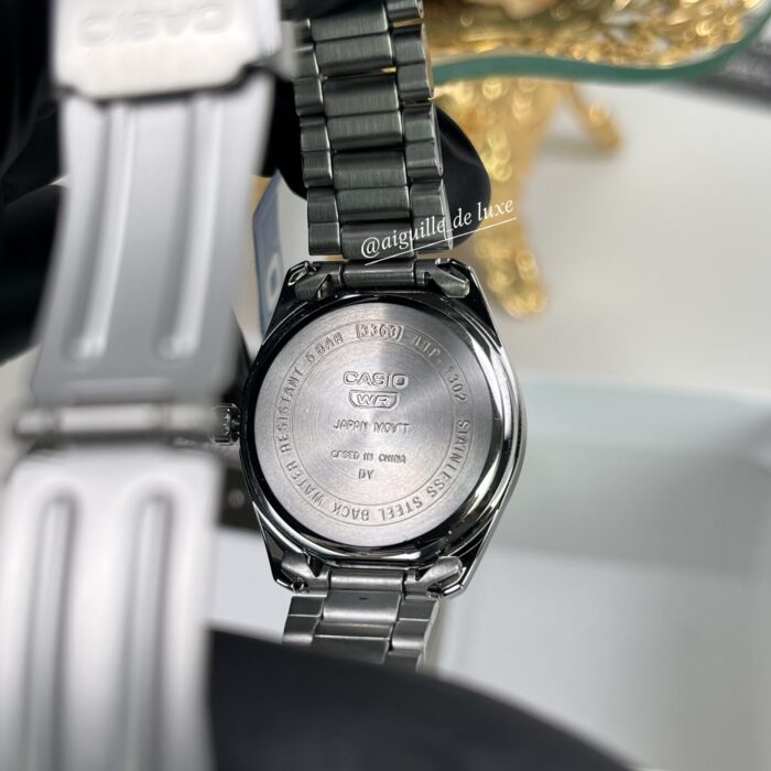 Casio Femme LTP-1302D-4A2 Élégante Acier Inoxydable  Cadran Beige LTP-1302D-4A2 https://aiguilledeluxe.com original Algerie DZ