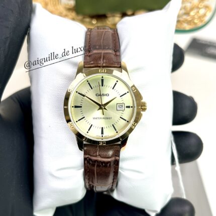 Casio Femme LTP-V004GL-9A Dorée Bracelet Cuir Marron Cadran Doré LTP-V004GL-9A https://aiguilledeluxe.com original Algerie DZ
