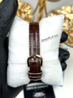 Casio Femme LTP-V005GL-1B2 Bracelet Acier Doré Chic Discret LTP-V005GL-1B2 https://aiguilledeluxe.com original Algerie DZ