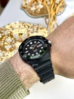 Casio Homme MRW-230H-1E3 Analogique Sportive Lunette Rotative Verte Affichage Jour-Date MRW-230H-1E3 https://aiguilledeluxe.com original Algerie DZ