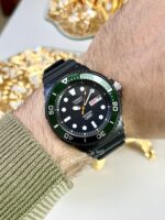Casio Homme MRW-230H-1E3 Analogique Sportive Lunette Rotative Verte Affichage Jour-Date MRW-230H-1E3 https://aiguilledeluxe.com original Algerie DZ