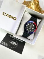 Casio Homme MRW-230H-1E2 Analogique Sportive Lunette Rotative Bicolore Affichage Jour-Date (Copie) MRW-230H-1E3 https://aiguilledeluxe.com original Algerie DZ