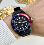 Casio Homme MRW-230H-1E2 Analogique Sportive Lunette Rotative Bicolore Affichage Jour-Date (Copie) MRW-230H-1E2-1 https://aiguilledeluxe.com original Algerie DZ