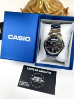 Casio Homme MTP-1381D-1A Montre Analogique Acier Inoxydable Cadran Noir Date/Jour MTP-1381D-1A https://aiguilledeluxe.com original Algerie DZ