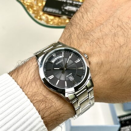 Casio Homme MTP-1381D-8A Bracelet Acier Classique Élégant MTP-1381D-8A https://aiguilledeluxe.com original Algerie DZ