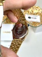 Casio Homme MTP-B145G-9A Dorée Minimaliste Bracelet Acier Affichage Date (⌀ 35 mm) MTP-B145G-9A https://aiguilledeluxe.com original Algerie DZ