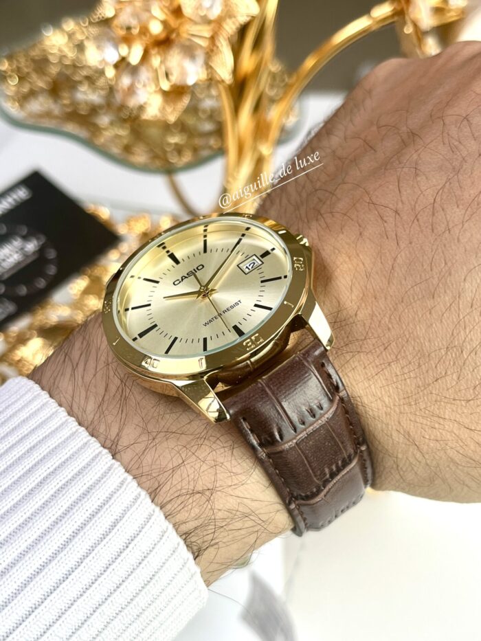 Casio Homme MTP-V004GL-9A Élégante Cadran Doré Cuir Marron Analogique avec Dateur MTP-V004GL-9A https://aiguilledeluxe.com original Algerie DZ