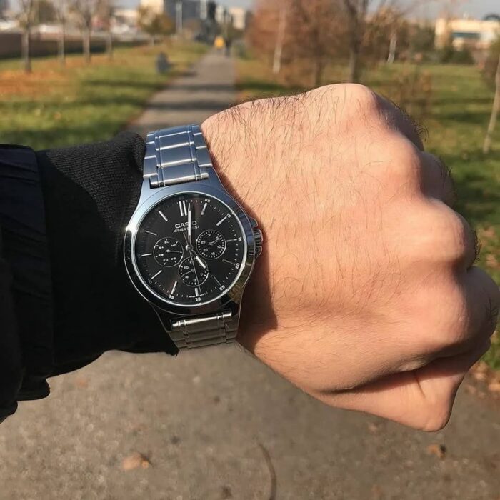 Casio Homme MTP-V300D-1A Multifonction Acier Inoxydable  Cadran Noir (Copie) MTP-V300D-1A-1 https://aiguilledeluxe.com original Algerie DZ