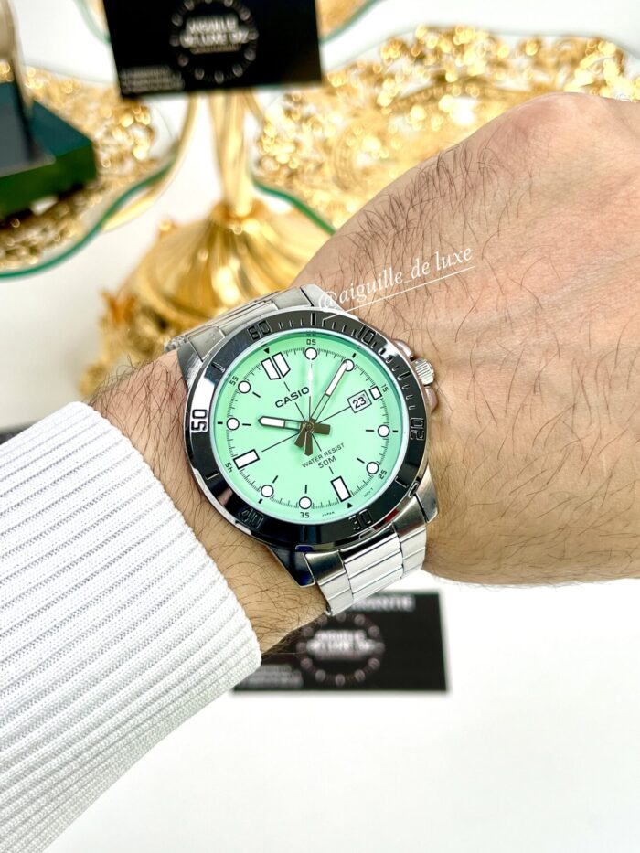 Casio Homme MTP-VD01D-3E1 Acier Inoxydable Cadran Vert Menthe MTP-VD01D-3E1 https://aiguilledeluxe.com original Algerie DZ