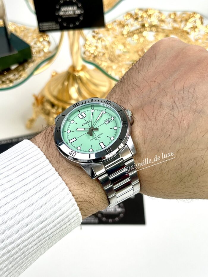 Casio Homme MTP-VD01D-3E1 Acier Inoxydable Cadran Vert Menthe MTP-VD01D-3E1 https://aiguilledeluxe.com original Algerie DZ