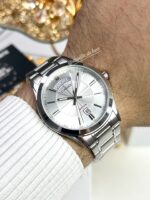 Casio Homme MTP-1381D-1A Montre Analogique Acier Inoxydable Cadran Blanc Date/Jour MTP-1381D-7A https://aiguilledeluxe.com original Algerie DZ