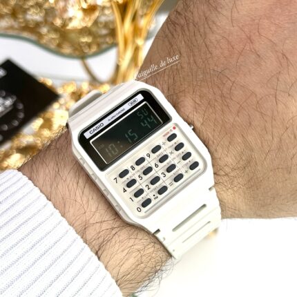 Casio Unisexe CA‑53WB‑3B Montre Digitale Calculatrice Rétro Cadran Beige Clair CA‑53WB‑8B https://aiguilledeluxe.com original Algerie DZ