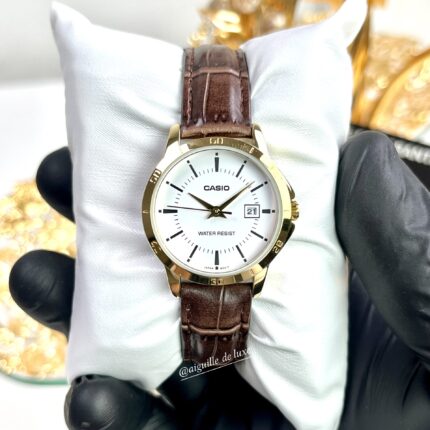 Casio Femme LTP‑V004GL‑7A Montre Raffinée Bicolore Or & Cuir LTP-V004GL-7A https://aiguilledeluxe.com original Algerie DZ