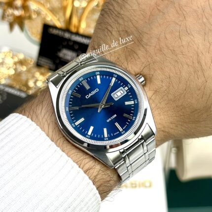 Casio Homme MTP‑B180D‑2A Montre Métal Bleu Élégante Solidité 50 m MTP-B180D-2A https://aiguilledeluxe.com original Algerie DZ