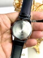 Casio Homme MTP‑V001L‑7B Montre Cuir Noir Classique et Minimaliste MTP-V001L-7B https://aiguilledeluxe.com original Algerie DZ Casio Homme MTP‑V001L‑7B Montre Cuir Noir Classique et Minimaliste MTP-V001L-7B https://aiguilledeluxe.com original Algerie DZ