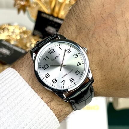 Casio Homme MTP‑V001L‑7B Montre Cuir Noir Classique et Minimaliste MTP-V001L-7B https://aiguilledeluxe.com original Algerie DZ