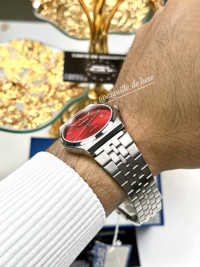 Casio Homme MTP-B145D-4A2 Esprit Vintage, Bracelet Acier Rouge MTP-B145D-4A2 https://aiguilledeluxe.com original Algerie DZ