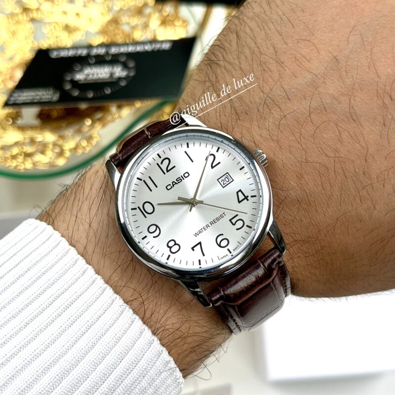 Casio Homme MTP-V002L-7B2 Cuir Marron Classique (⌀ 38 mm) MTP-V002L-7B2 https://aiguilledeluxe.com original Algerie DZ