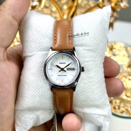 Casio Femme LTP-V006L-7B2 Montre Classique Élégante en Cuir Marron LTP-V006L-7B2 https://aiguilledeluxe.com original Algerie DZ