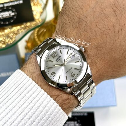 Casio Homme MTP-1215A-7A Montre Élégante Acier Cadran Argenté Raffiné MTP-1215A-7A https://aiguilledeluxe.com original Algerie DZ