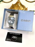 Casio Homme MTP-B185D-2A2 Montre Élégante Cadran Bleu Clair Boîtier Acier MTP-B185D-2A2 https://aiguilledeluxe.com original Algerie DZ