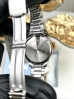 Casio Femme LTP-1303D-7A Montre Élégante Acier Inoxydable Cadran Clair LTP-1303D-4A-1 https://aiguilledeluxe.com original Algerie DZ